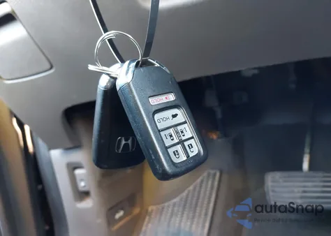 2015 Honda Odyssey Ex-L z USA, uszkodzony, nr VIN 5FNRL5H69FB057991